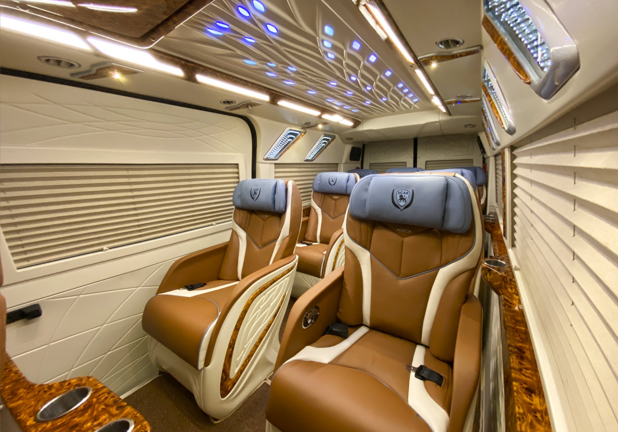 Bình Hoài Limousine - Limousine hạng thương gia Triệu Sơn